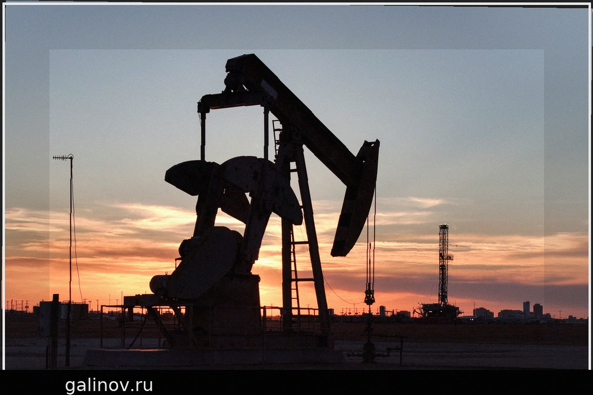 Сокращение Запасов Нефти в США: Анализ Тенденций и Мировых Цен