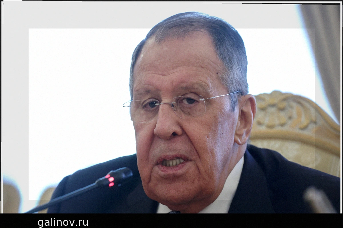 Лавров обвинил Запад в желании подавить Россию