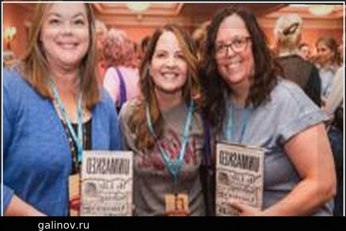 На CrimeCon любители криминальных историй сталкиваются с глубокой реальностью человеческих потерь