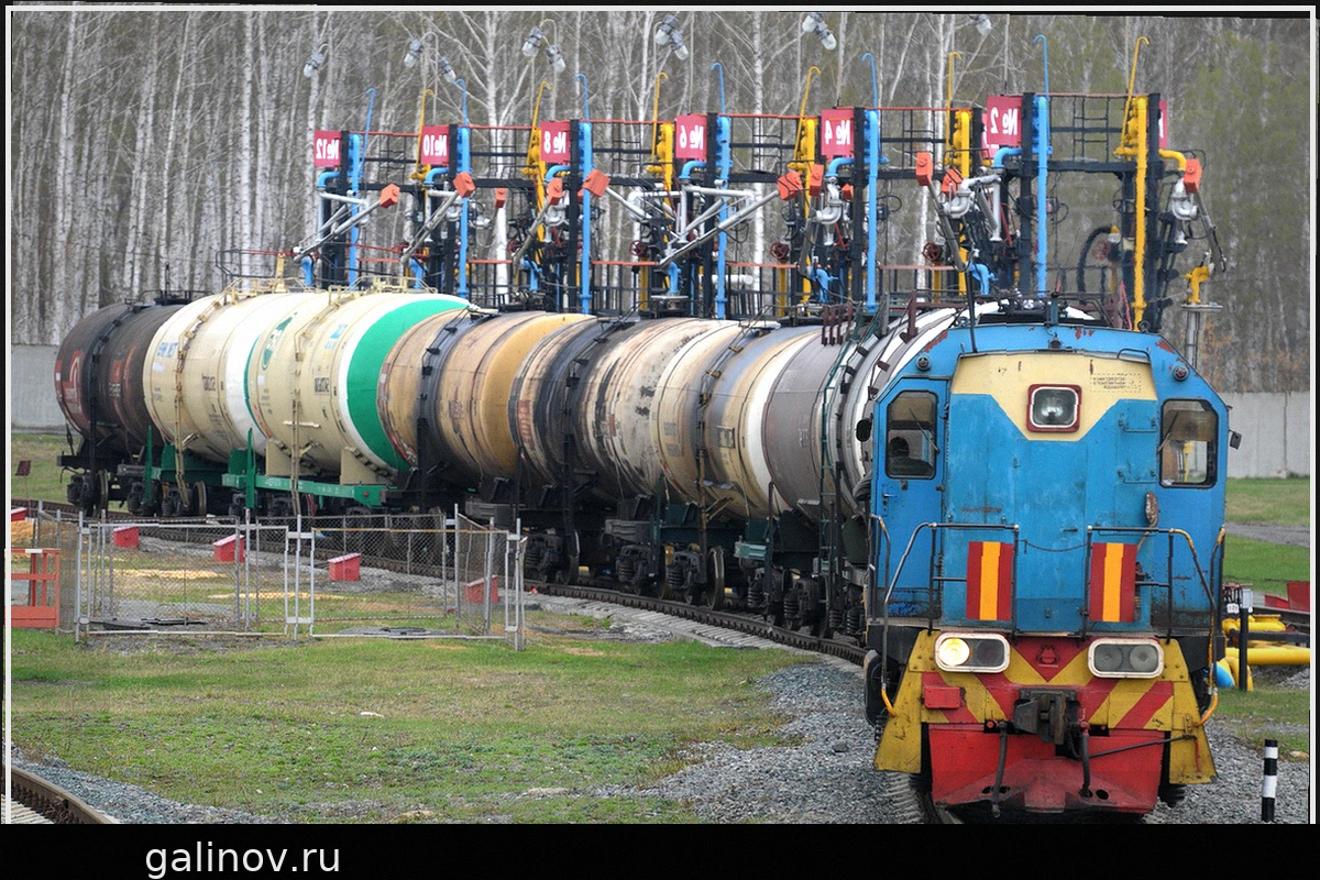 Экспорт нефтепродуктов из России достиг исторического минимума в апреле