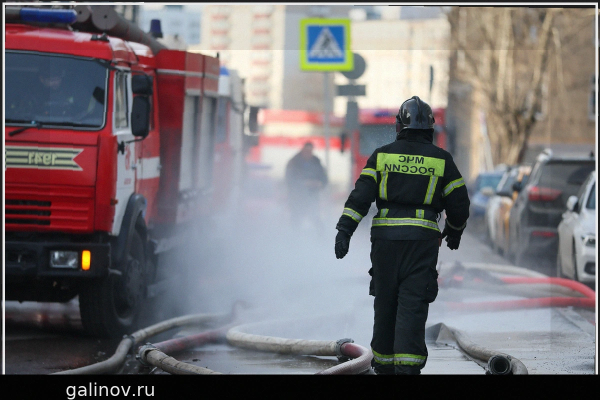 Пожар в жилом доме в центре Москвы: есть погибшая